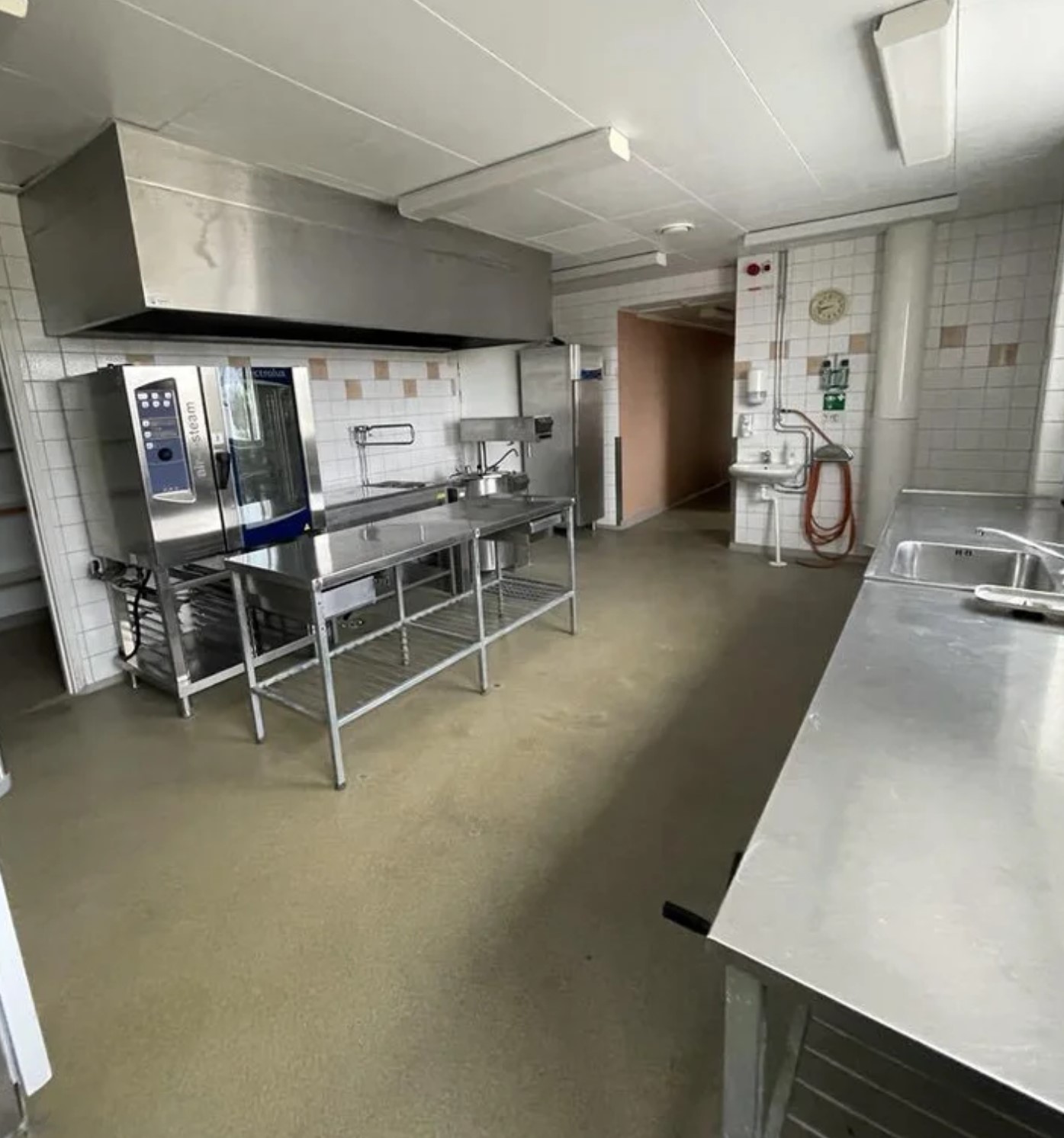 Cateringkök till salu i Stockholm bild 1