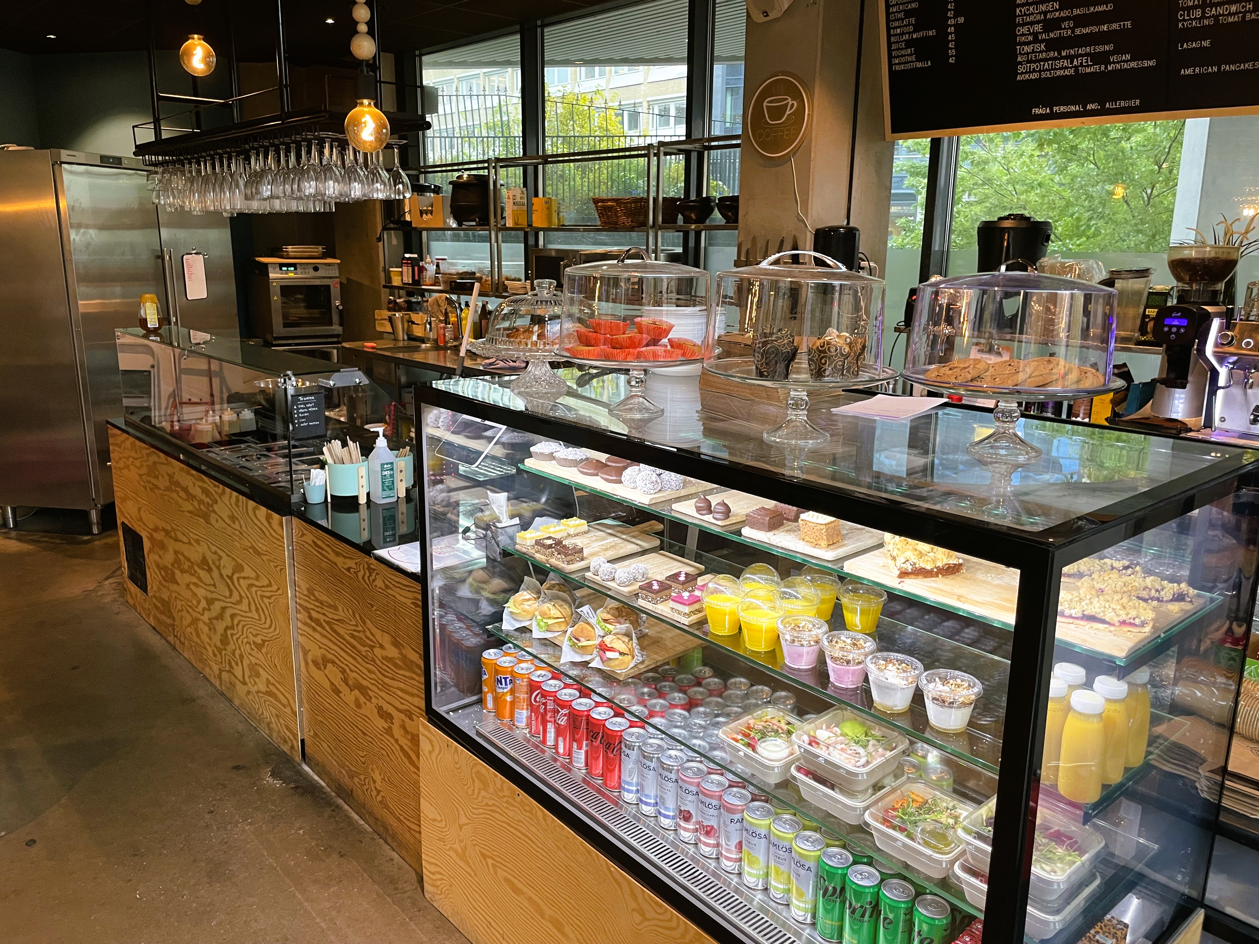 Café till salu i Stockholm – 120 kvm bild 1