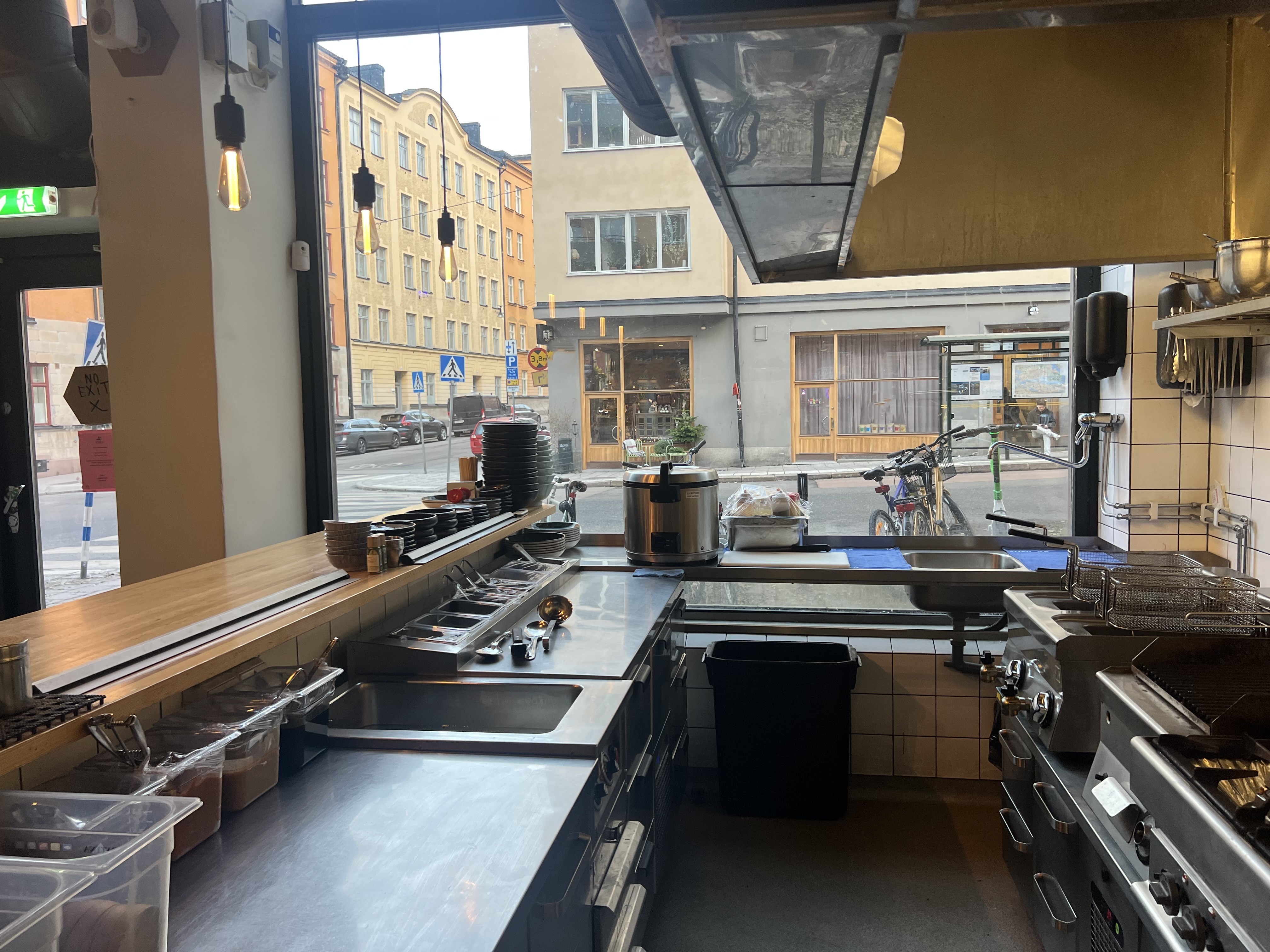 Restaurang med panoramafönster till salu i Stockholm – Södermalm bild 1