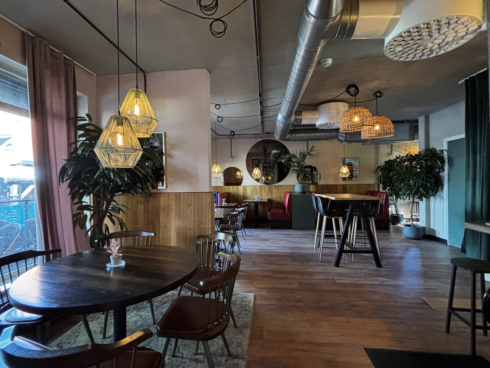 Restaurangverksamhet till salu i Stockholm – 100 kvm bild 1